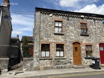 4 The Square, Lucan, Co. Dublin