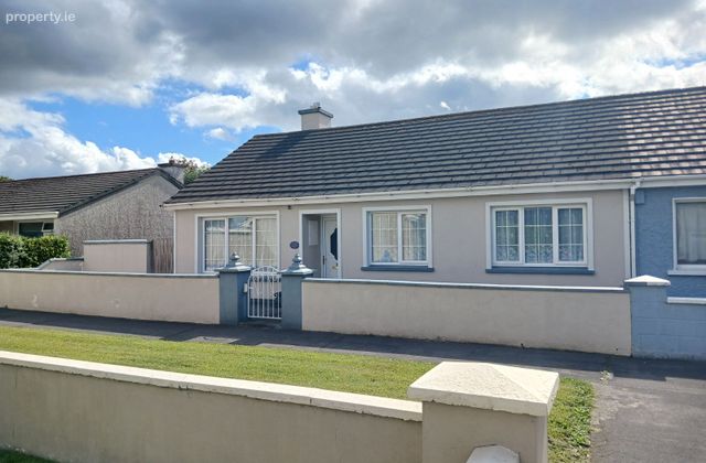 46 Iveragh Park, Killorglin, Co. Kerry - Click to view photos