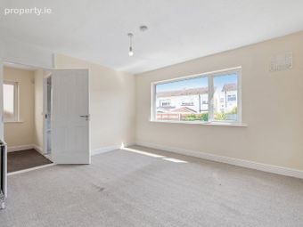 61 Broadford Drive, Dublin 16, Ballinteer, Dublin 16 - Image 2