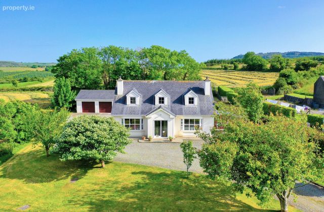 Oldcourt, Skibbereen, Co. Cork - Click to view photos