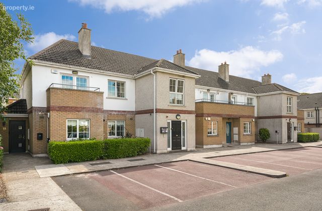 12 Glebe Square, Newcastle, Co. Dublin, Newcastle, Co. Dublin - Click to view photos