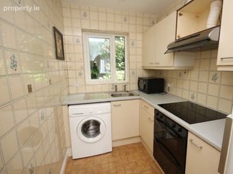 Apartment 4, Southern Court, Sligo, Co. Sligo - Image 3