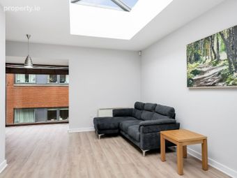 Townhouse 5, Brabazon Hall, Ardee Street, Dublin 8 - Image 3