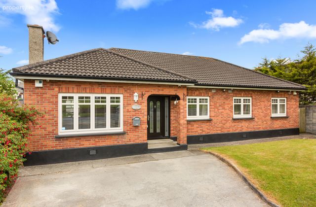 39 Esker Drive, Lucan, Co.dublin, Lucan, Co. Dublin - Click to view photos
