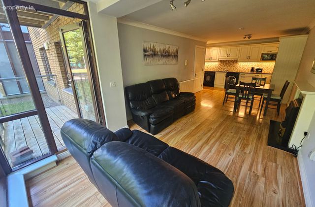 Amberwood, Blanchardstown, Dublin 15 - Click to view photos