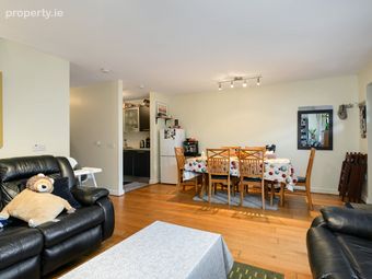 15 Melville Lawn, Finglas, Dublin 11, Finglas, Dublin 11 - Image 5
