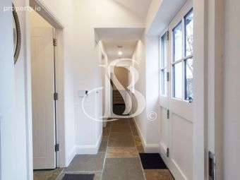 Newcourt Gate Lodge, Ballymahon Road, Athlone, Co. Westmeath - Image 3