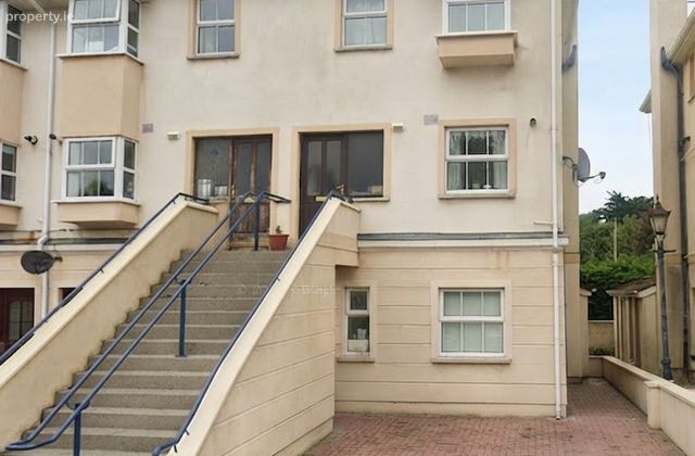 6 Huntingdon Court, Carlow Town, Co. Carlow - Click to view photos