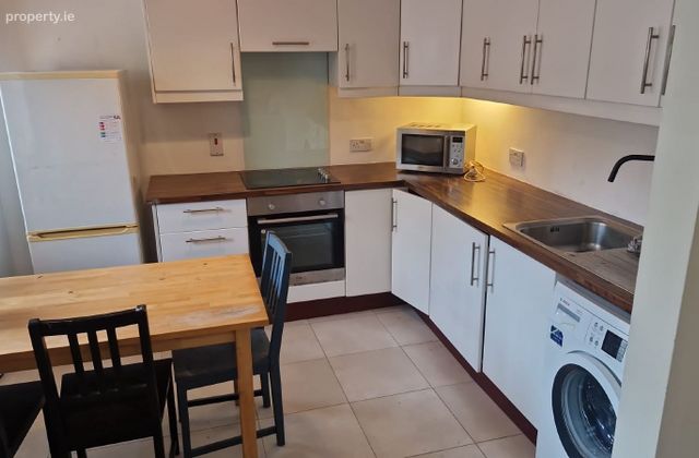 Bishopsmede Apt, Clanbrassil Street, Dublin 8 - Click to view photos