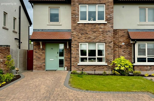 30 Marlmount Court, Marlmount, Blackrock, Co. Louth - Click to view photos