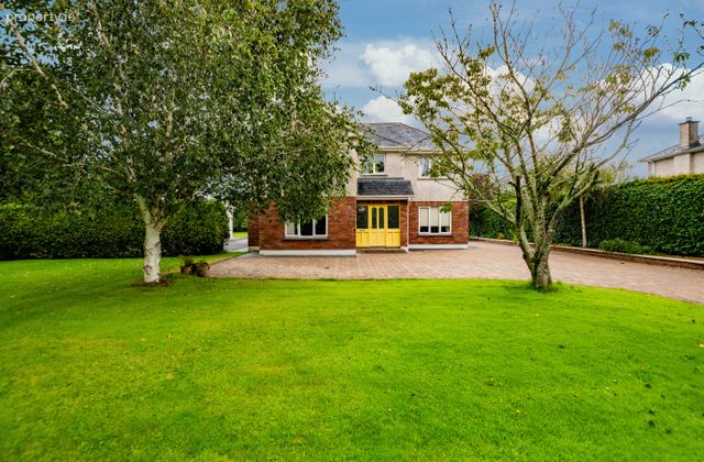 Lynn, Mullingar, Co. Westmeath, Mullingar, Co. Westmeath - Click to view photos