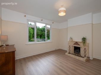 Falklands, 4 Lake Lawn, Ballinlough, Co. Cork - Image 5