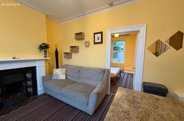 Mount Tallant Avenue, Terenure, Harold\'s Cross, Dublin 6w - Click to view photos