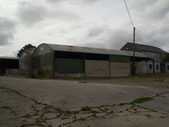 Fethard Salesyard, The Square, Clonmel, Co. Tipperary, Fethard, Co. Tipperary - Image 5