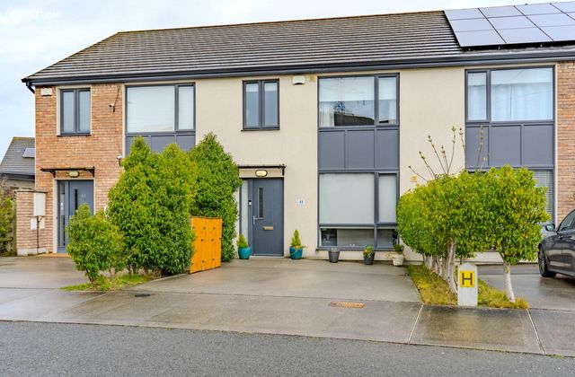 41 The Green, Hansfield Wood, Clonsilla, Dublin 15, Co. Dublin, Clonsilla, Dublin 15 - Click to view photos