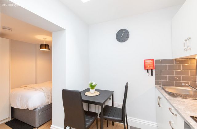 North Circular Road, Stoneybatter, Dublin 7 - Click to view photos