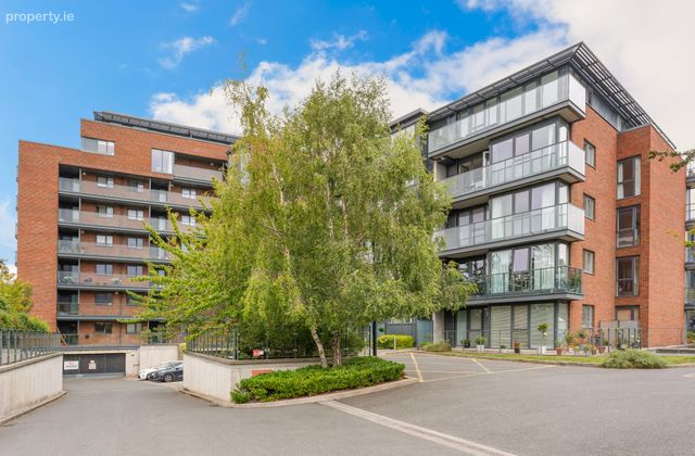 38 Weavers Hall, Levmoss Park, The Gallops, Leopardstown, Leopardstown, Dublin 18 - Click to view photos