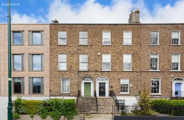 34 Pembroke Road, Ballsbridge, Dublin 4 - Click to view photos
