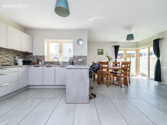 5 Whitethorn Park, Allenwood, Co Kildare, Allenwood, Co. Kildare - Image 5
