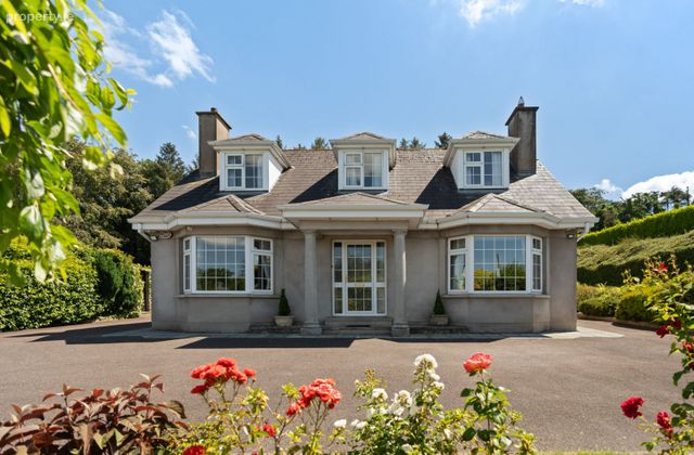Southbank, Ballyellis, Mallow, Co. Cork - Click to view photos