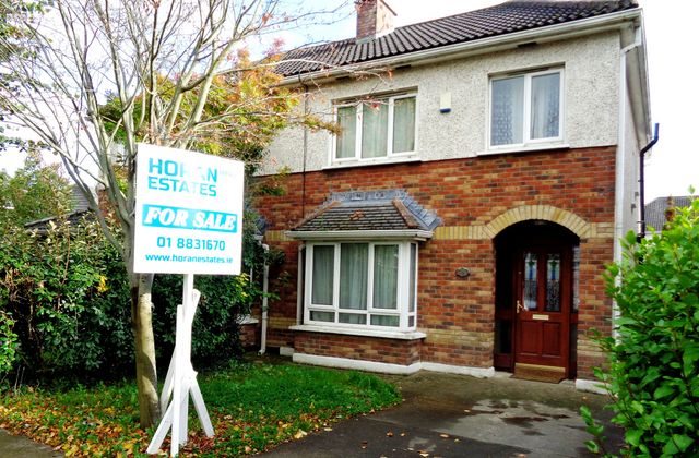 18 The Glade, Hunters Run, Clonee, Dublin 15 - Click to view photos