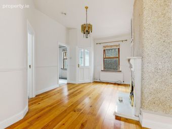 14 Davis Place, Christchurch, Dublin 8 - Image 2