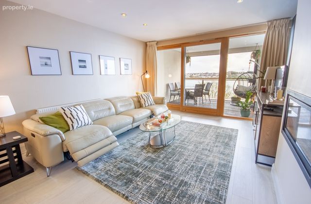 Luxury Apartment, Tobar Na Mban, Galway City Centre, Co. Galway - Click to view photos