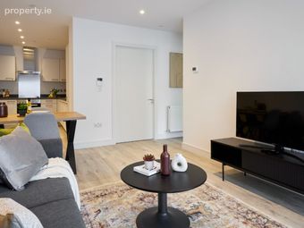 Apartment 30, Block 4, The Green, Barnoaks, Citywest, Co. Dublin - Image 4
