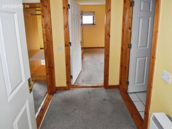 78 Carleton Village, Golf Links Road, Youghal, Co. Cork - Image 4