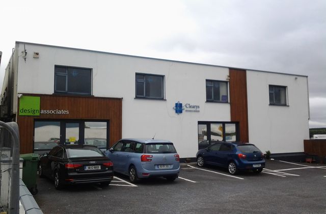 Bothar Na Minne, Ballybane, Co. Galway - Click to view photos