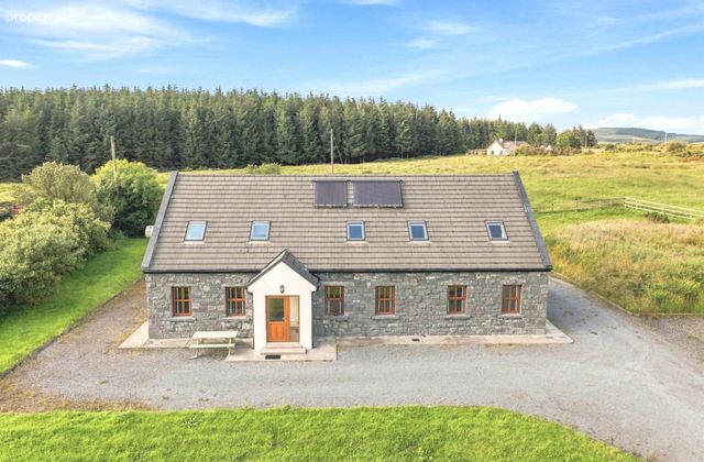 Westview House, Poulnagun, Lisdoonvarna/doolin, Co. Clare, Cregg, Co. Clare - Click to view photos