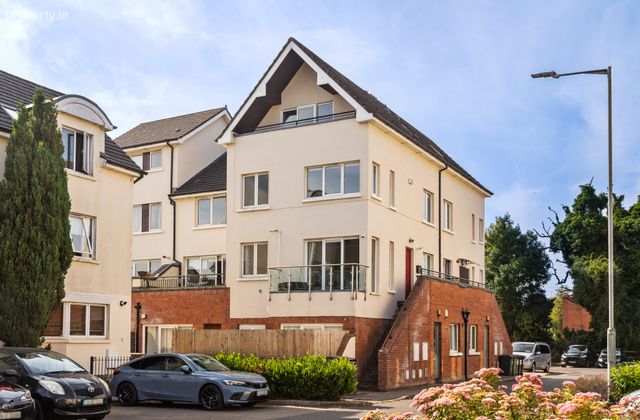 18 Annaly Drive, Ongar, Dublin 15, Ongar, Dublin 15 - Click to view photos