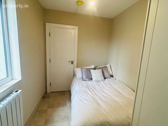 33 Ravensdale Park, Kimmage, Dublin 12 - Image 3