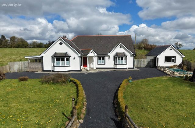 Caher, Castlerea, Co. Roscommon, Castlerea, Co. Roscommon - Click to view photos