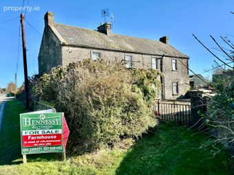 The Farmhouse, Kilclooney, Moyne, Athnid, Co. Tipperary