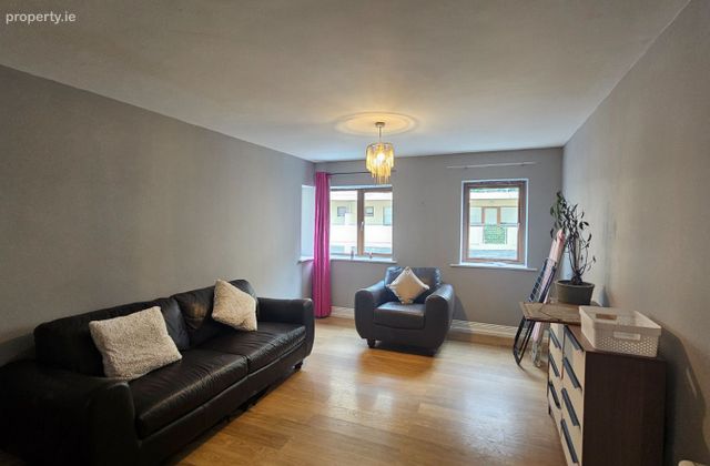 Flower Hill, Navan, Co. Meath - Click to view photos