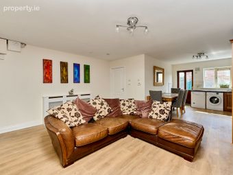6 The Boulevard, Cruise Park, Tyrrelstown, Dublin 15 - Image 3