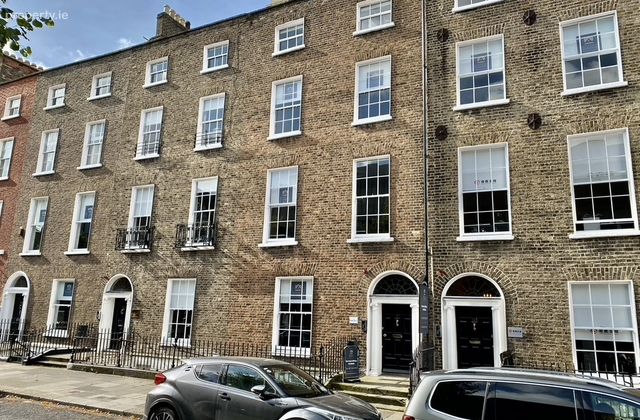 106 Lower Baggot Street, Dublin 2 - Click to view photos