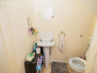 1 Lakeview Court, Pennyfeather Way, Kilkenny, Co. Kilkenny - Image 5