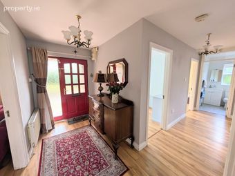 3 Coill Fuinseoige, St Conlan's Road, Nenagh, Co Tipperary, Nenagh, Co. Tipperary - Image 4
