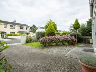 75 Willowdale, Bay Estate, Dundalk, Co. Louth - Image 4