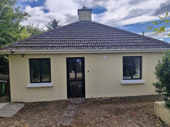 8 Rosbawn, Tinahely, Co. Wicklow