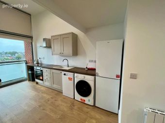 Apt 5, Riverfront, Howleys Quay, Limerick City Centre, Co. Limerick - Image 4
