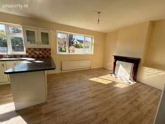 4 Willow Green, Athlone, Athlone, Co. Westmeath - Image 5