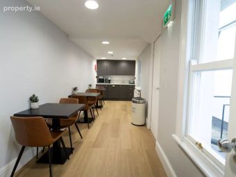 37 Baggot Street Lower, Dublin 2 - Image 3