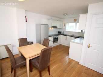 32 Granary Wharf, Glenbrook, Co. Cork - Image 4