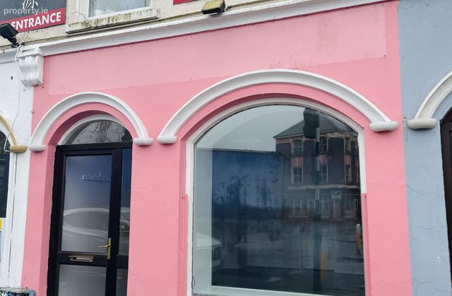 South Quay, Newcastle West, Co. Limerick - Click to view photos