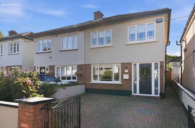 284 Palmerstown Woods, Clondalkin, Dublin 22, Clondalkin, Dublin 22 - Click to view photos