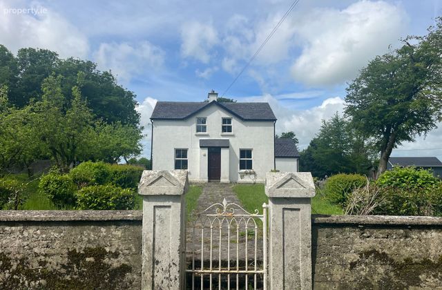 Ryehill, Monivea, Co. Galway - Click to view photos