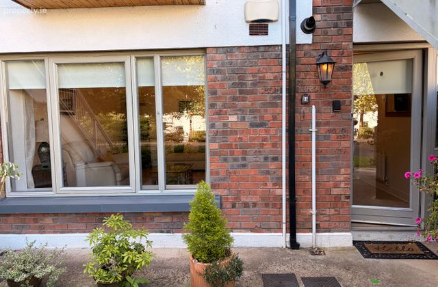 34 Headlands, Putland Road, Co. Wicklow, Bray, Co. Wicklow - Click to view photos